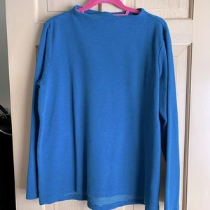 Lands’ End funnel neck tee
